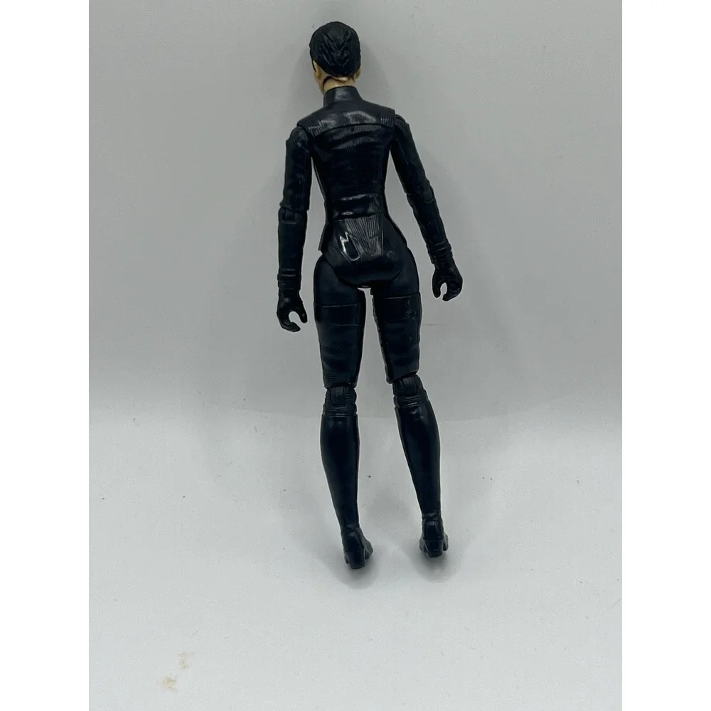 Selina Kyle Catwoman 4